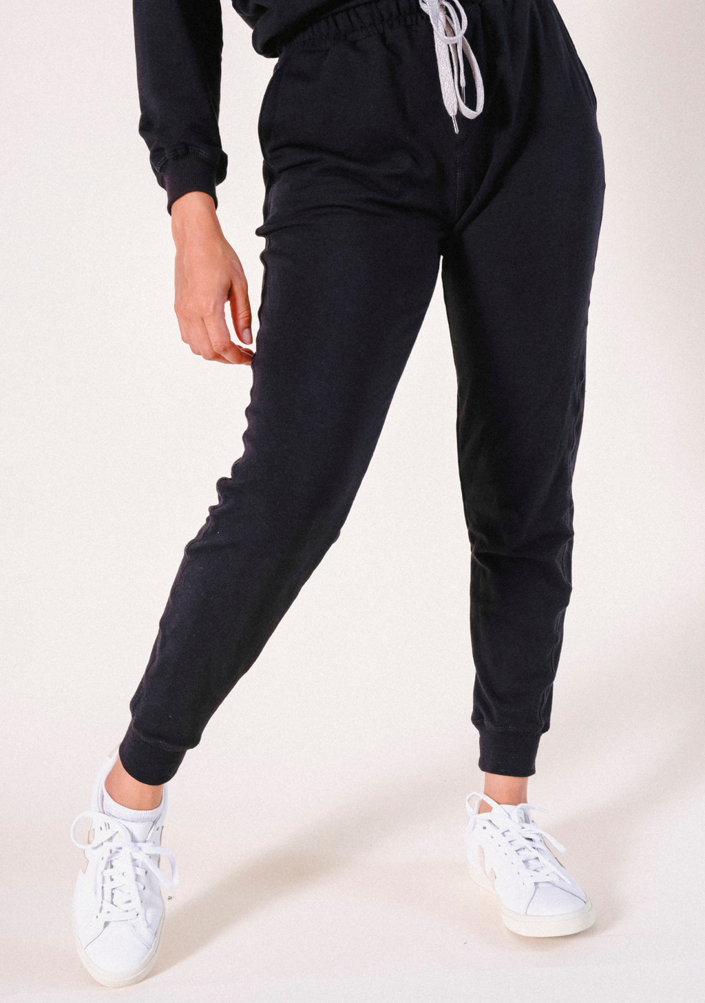 Oalka Women's Joggers High Waist Yoga Pockets Sweatpants Sport Workout Pants,  Black, X-Small : : Clothing, Shoes & Accessories